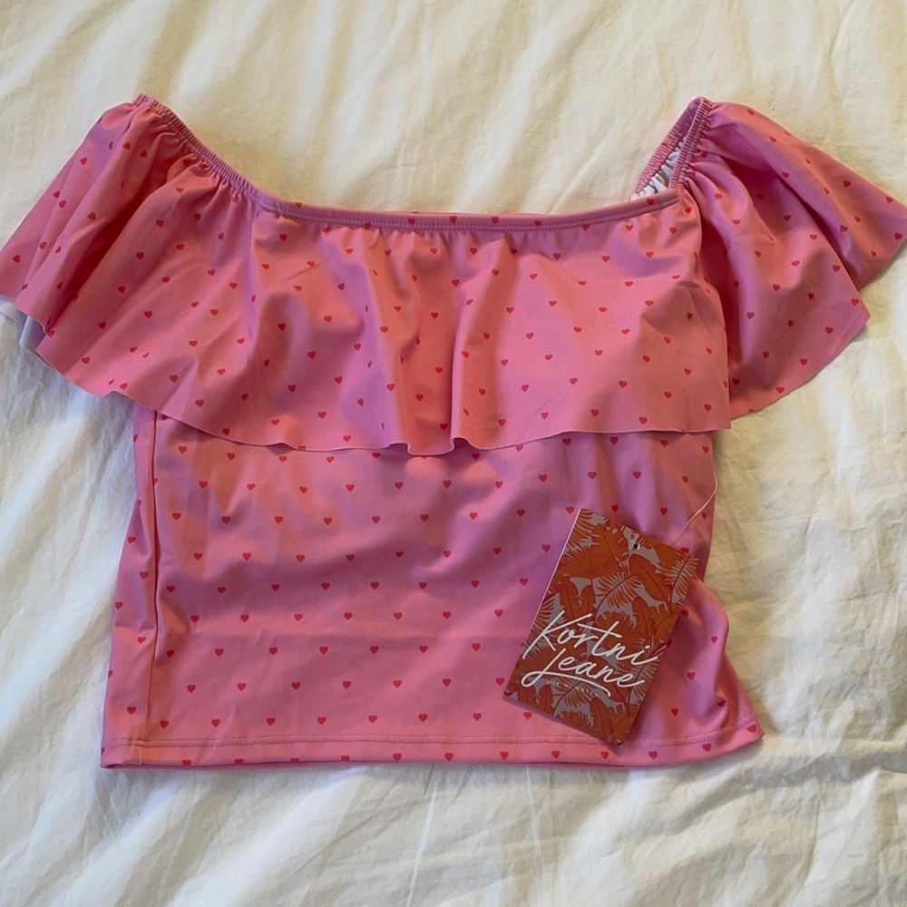 NWT Kortni Jeane Ruffled Around swim size Small